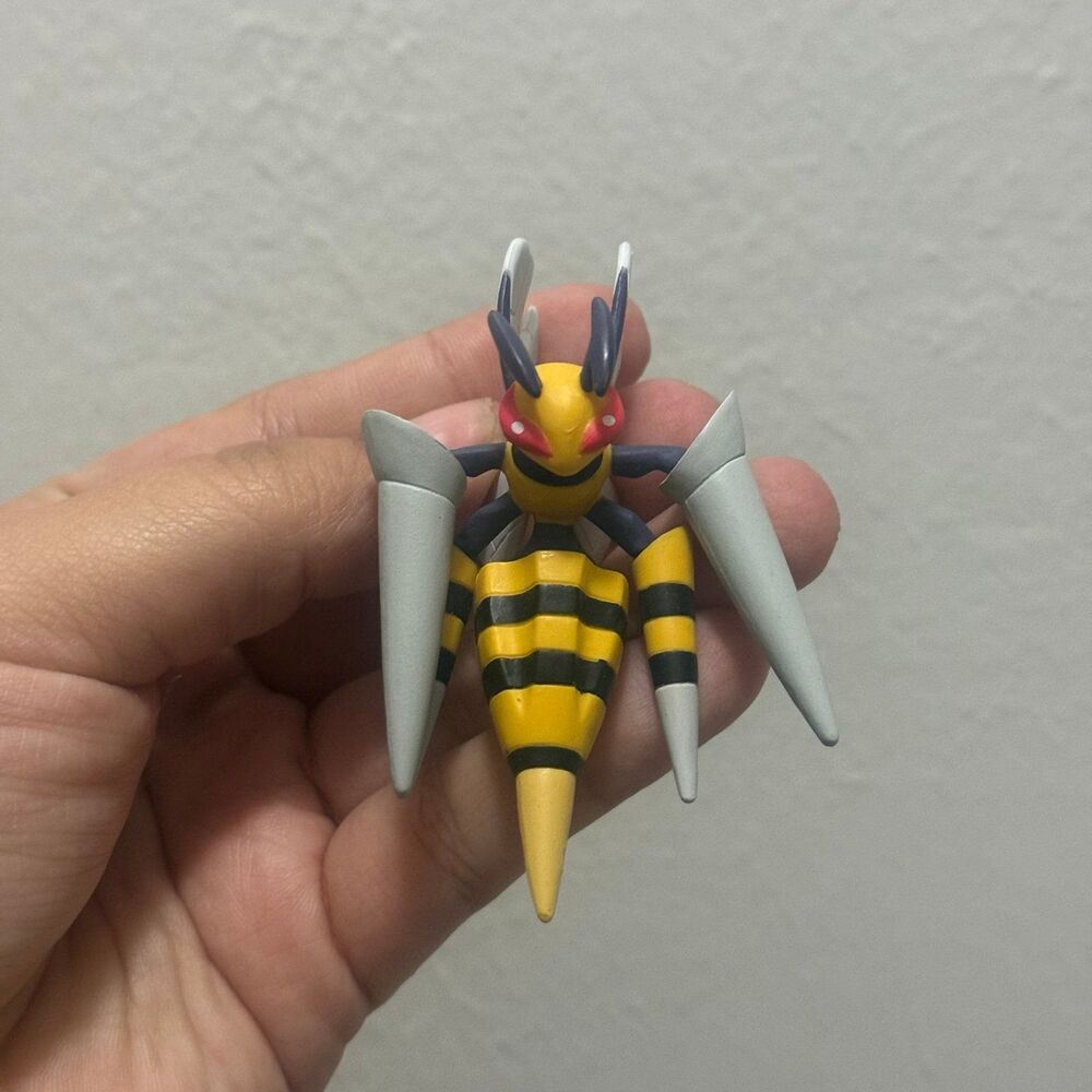 Mega Beedrill Pokemon Figure Official Tomy Moncolle Authentic Rare HTF